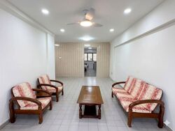 Blk 424 SUN PLAZA GARDENS (Tampines), HDB 4 Rooms #608556291